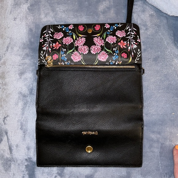 NWT Desigual Flip &  Reversible Large Black Polyurethane Long Wallet/Clutch - Picture 5 of 7